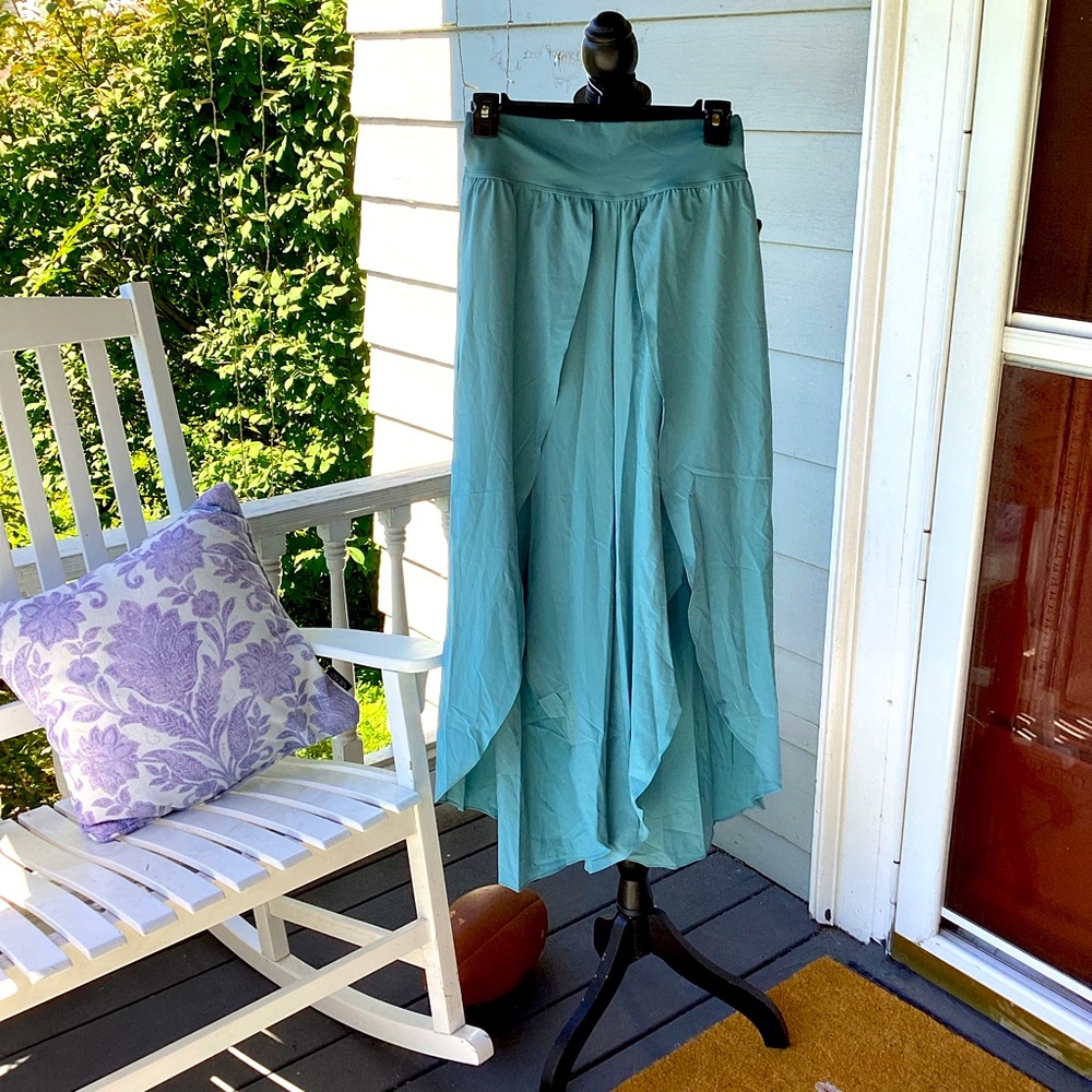 HALARA Light Blue Maxi Skirt